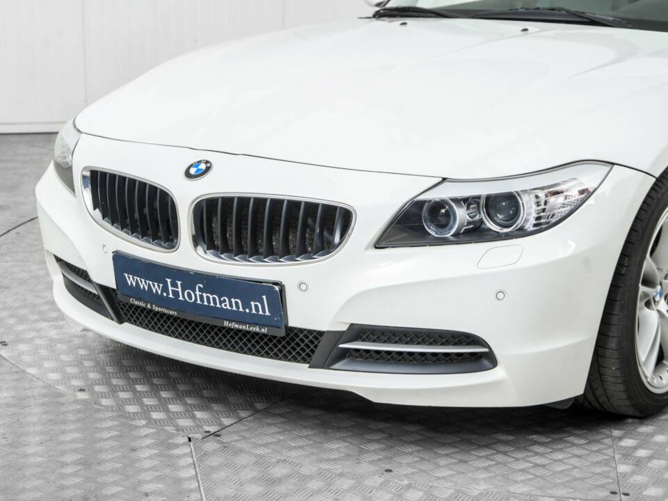 Image 10/50 of BMW Z4 sDrive23i (2010)