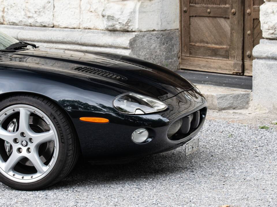 Imagen 18/42 de Jaguar XKR (2003)