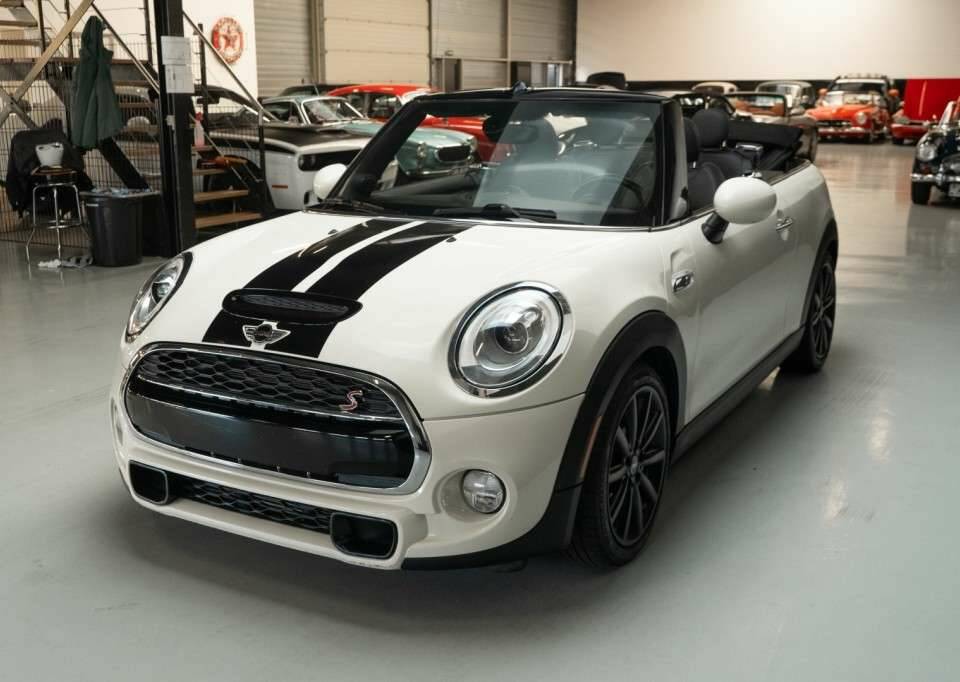 Image 36/50 de Mini Cooper S (2018)