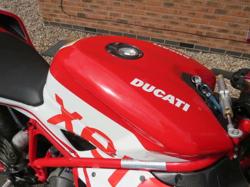 Bild 16/40 von Ducati 1098 R (2008)