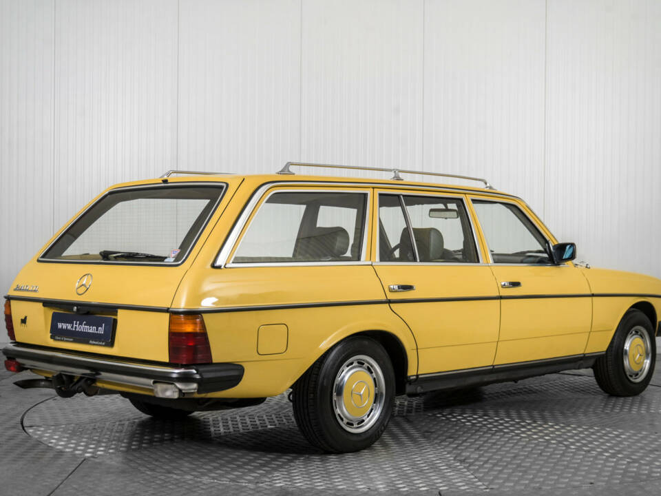 Bild 2/50 von Mercedes-Benz 240 TD (1982)