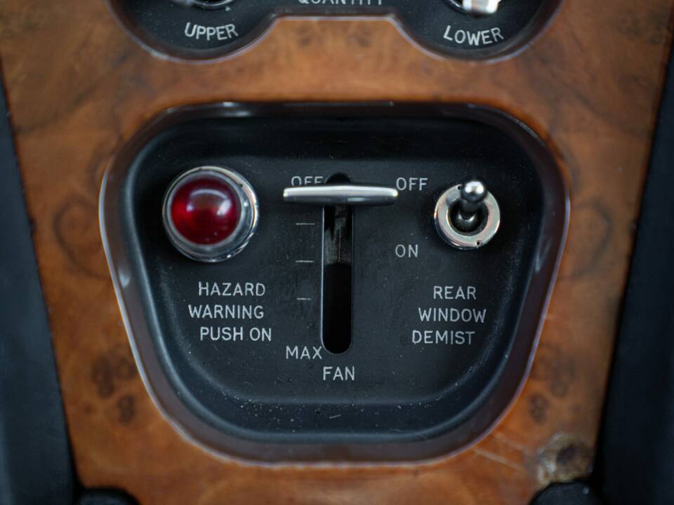 Afbeelding 48/50 van Bentley T 1 (1975)