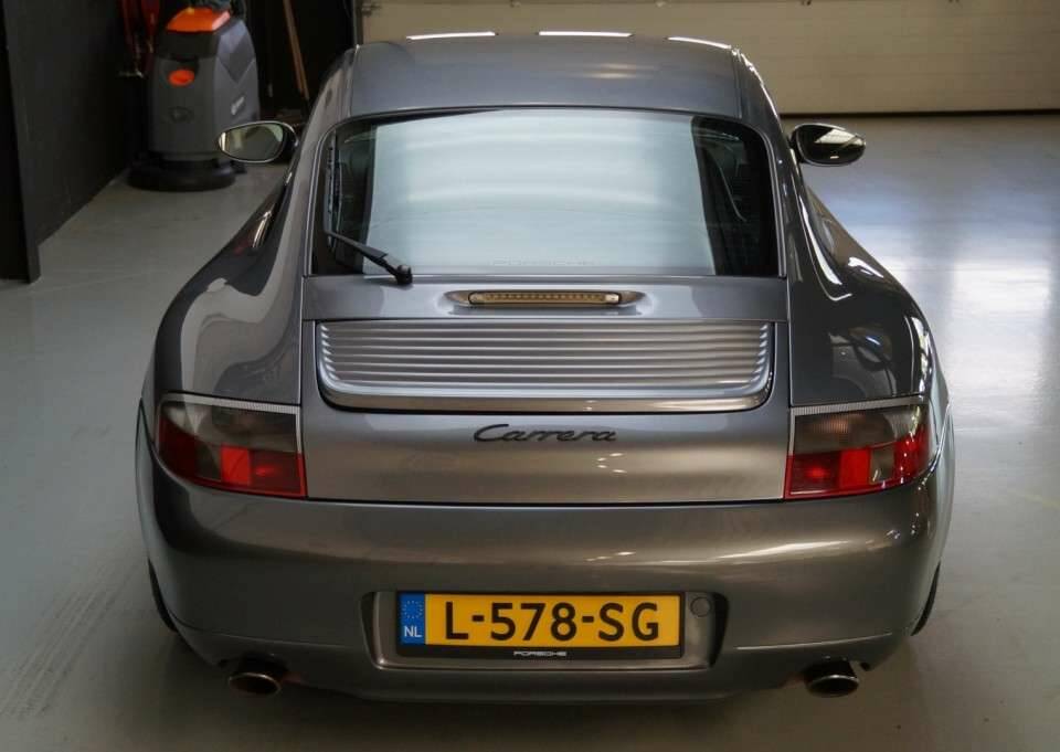 Afbeelding 6/50 van Porsche 911 Carrera (2001)