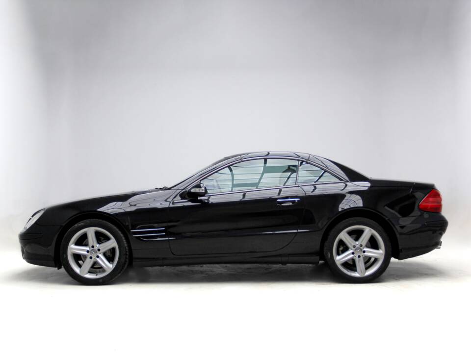 Imagen 21/38 de Mercedes-Benz SL 350 (2003)