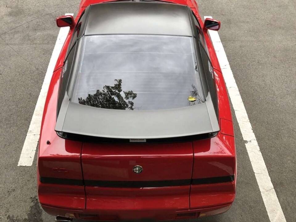 Afbeelding 6/24 van Alfa Romeo SZ (1992)