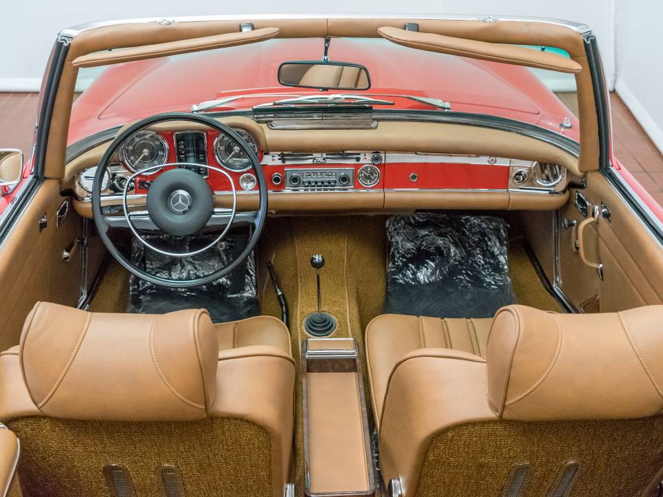 Image 9/23 of Mercedes-Benz 280 SL (1969)