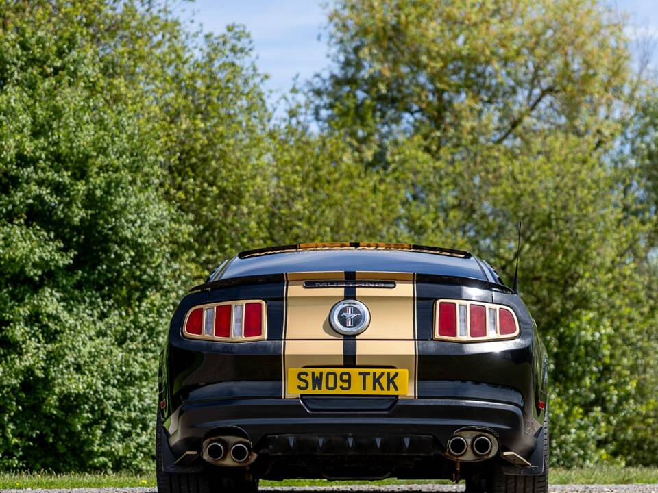 Image 45/50 of Ford Mustang V6 (2009)