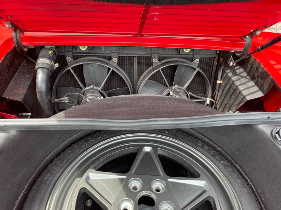 Image 31/48 of Ferrari 328 GTS (1989)