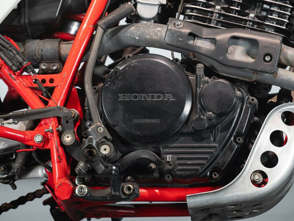 Bild 30/50 von Honda XL 600 R (1985)