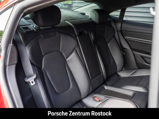 Afbeelding 24/30 van Porsche Taycan Turbo S Sport Turismo (2022)