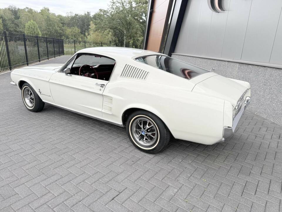 Image 23/50 of Ford Mustang 289 (1967)