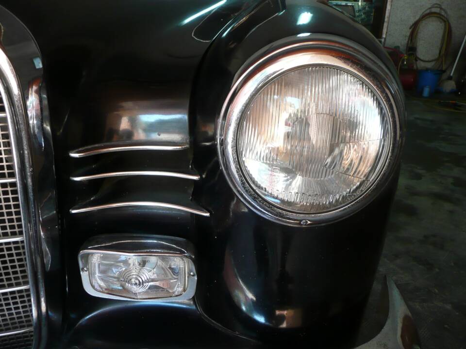 Image 20/30 of Mercedes-Benz 180 Db (1961)