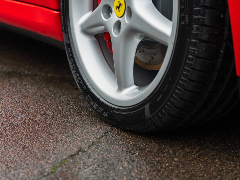 Imagen 58/67 de Ferrari 550 Maranello (2001)