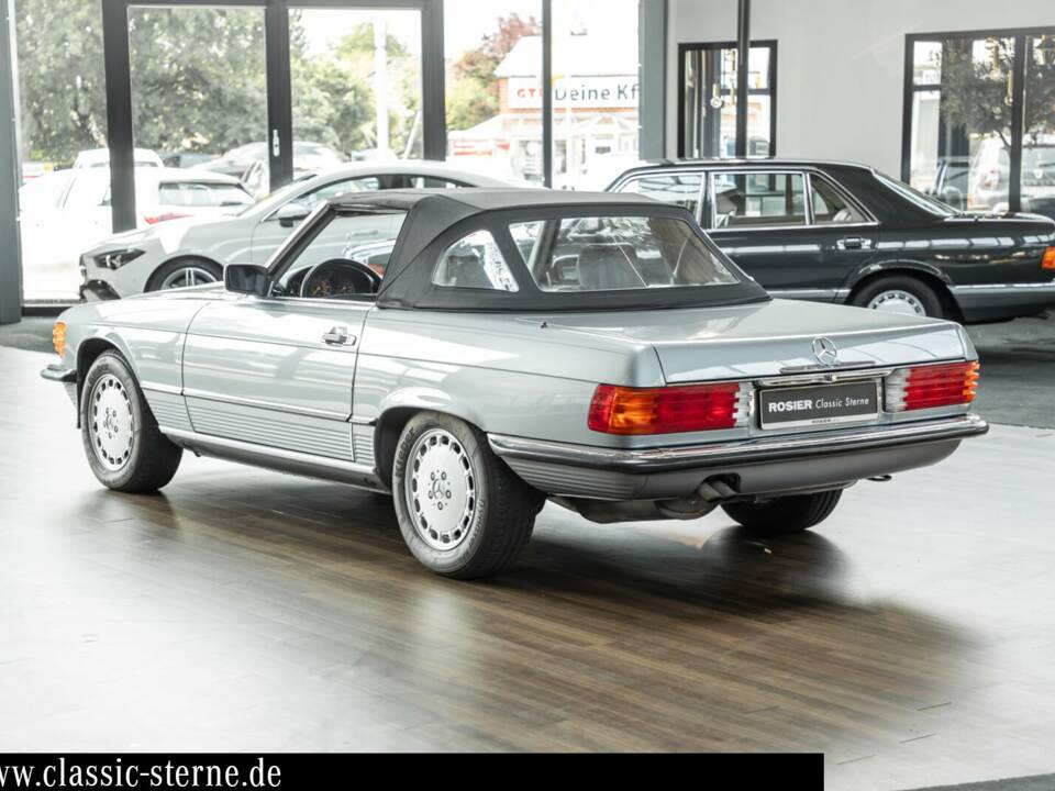 Image 3/15 of Mercedes-Benz 560 SL (1988)