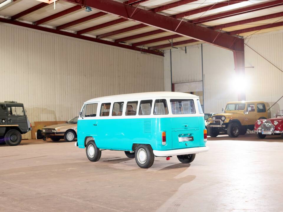 Image 15/39 of Volkswagen T2c Combi (1996)