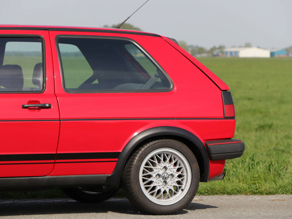 Image 35/36 of Volkswagen Golf Mk II Gti 1.8 (1988)