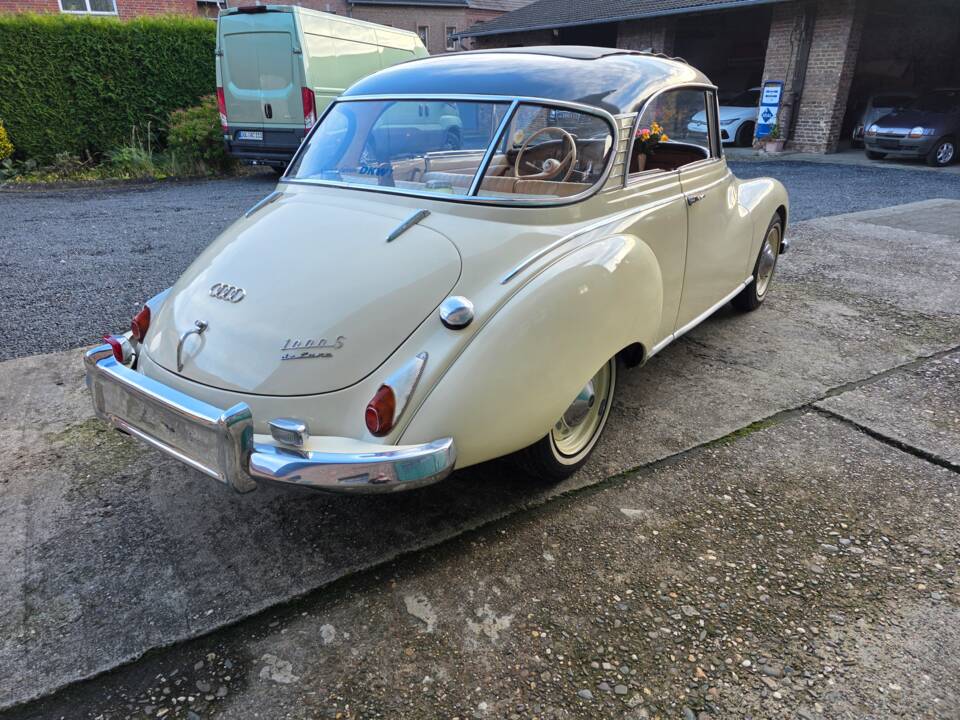 Afbeelding 33/70 van DKW Auto Union 1000 S de Luxe (1962)