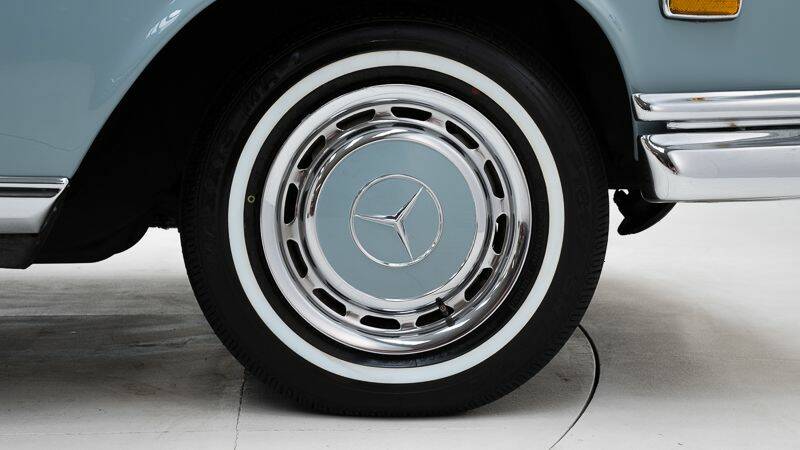 Immagine 11/15 di Mercedes-Benz 280 SE (1968)