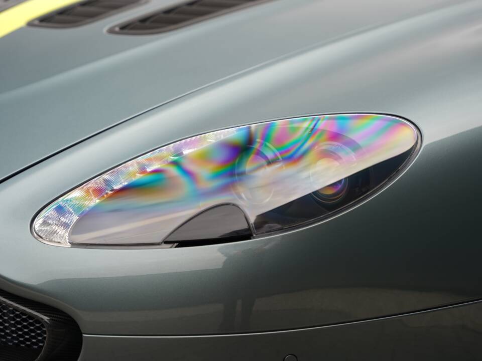 Bild 38/50 von Aston Martin V12 Vantage AMR (2017)