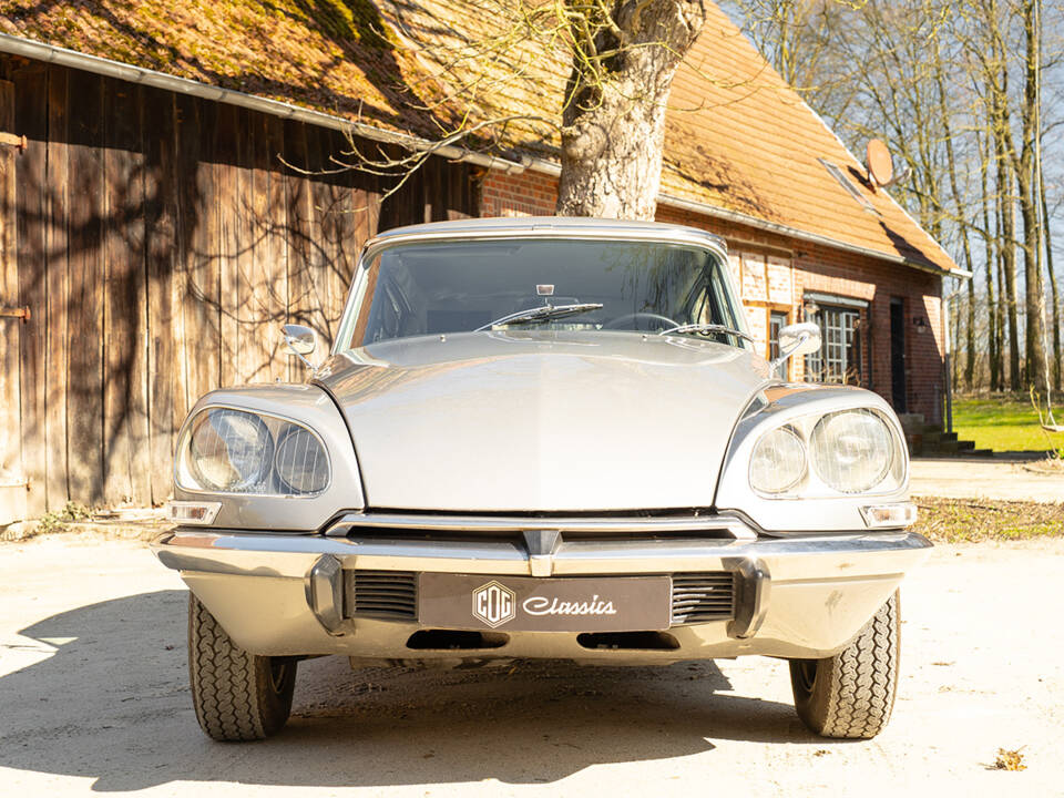 Image 12/53 of Citroën DS 23 Pallas (1972)