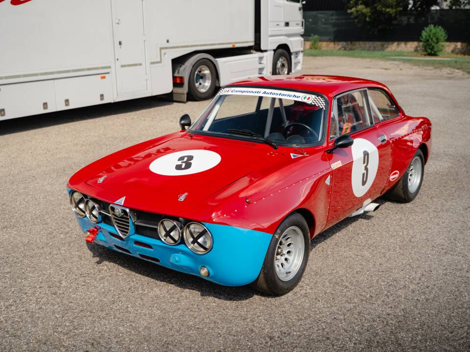 Imagen 13/81 de Alfa Romeo 1750 GT Veloce (1968)