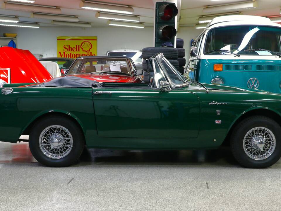 Image 4/29 of Sunbeam Alpine Mk V (1967)