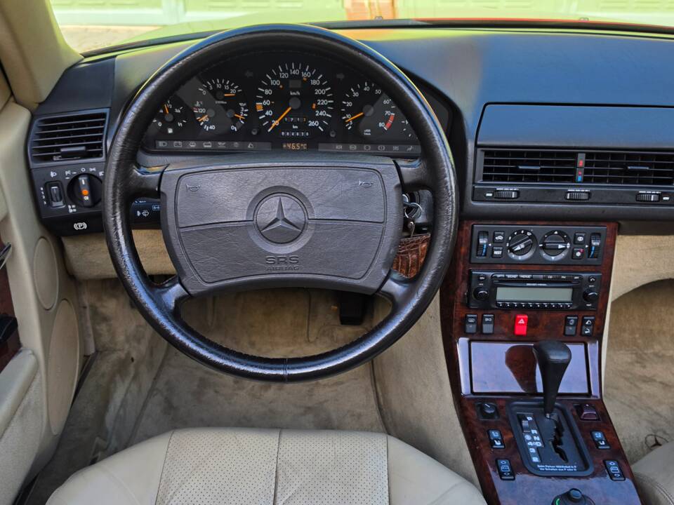 Image 19/100 of Mercedes-Benz 300 SL-24 (1991)