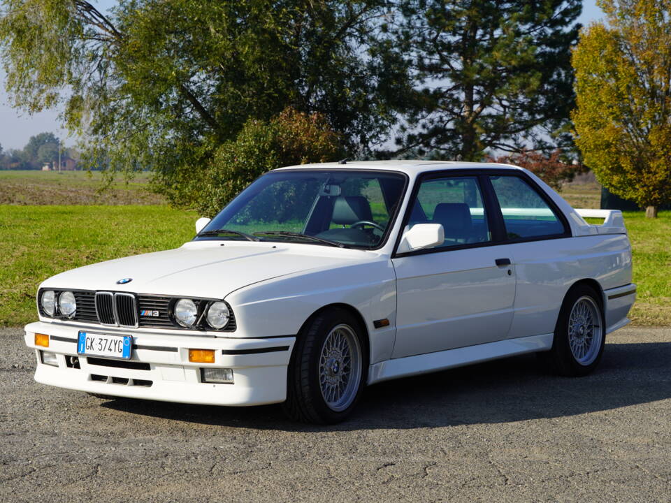 Immagine 1/34 di BMW M3 (1987)