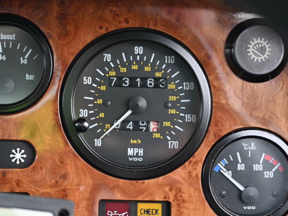 Image 29/50 of Lotus Esprit SE (1990)