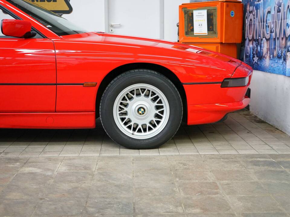 Immagine 50/50 di BMW 850i (1990)