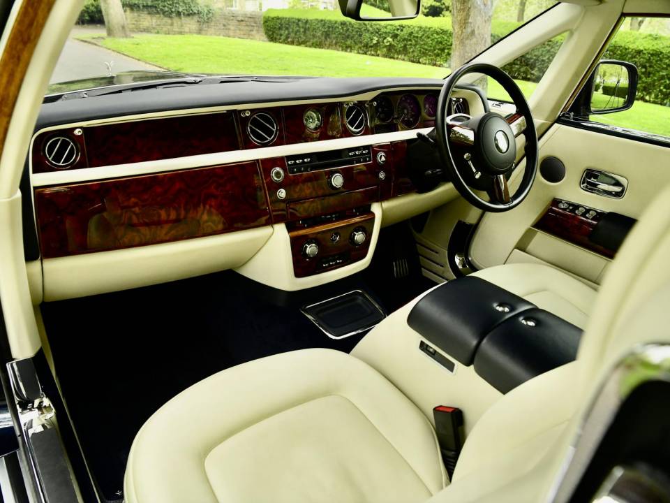 Image 33/50 de Rolls-Royce Phantom Coupé (2012)