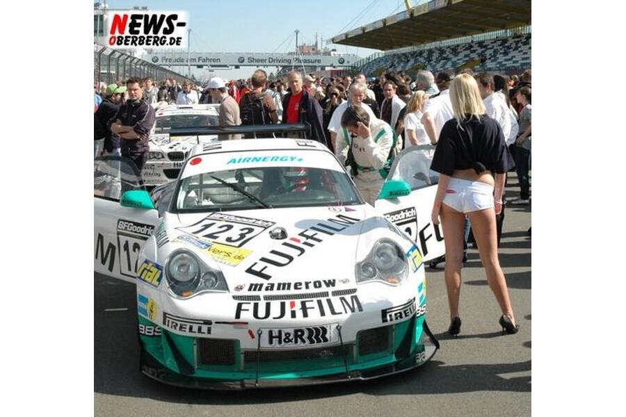 Immagine 30/39 di Porsche 911 GT3 RSR (2006)