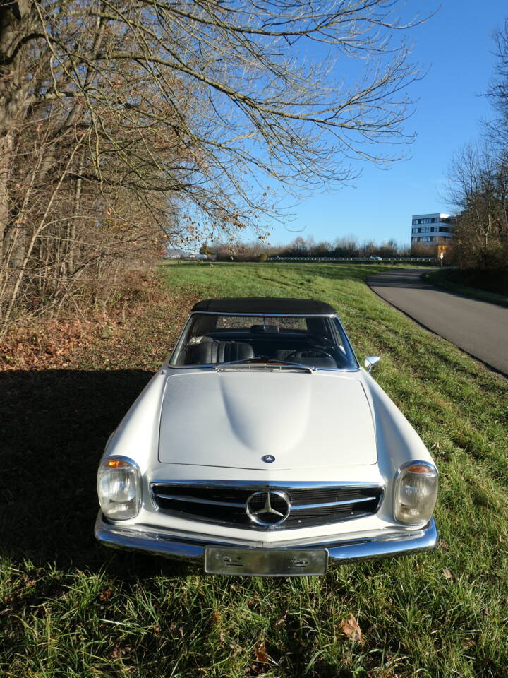 Bild 40/50 von Mercedes-Benz 230 SL (1966)