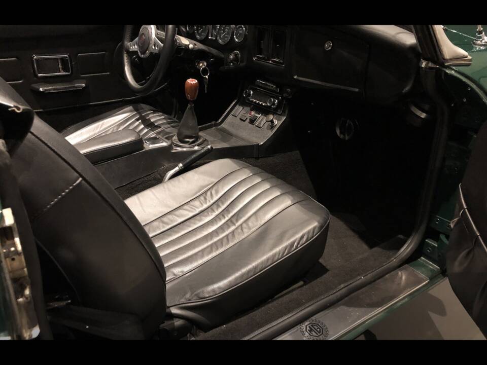 Bild 26/40 von MG MGB (1974)