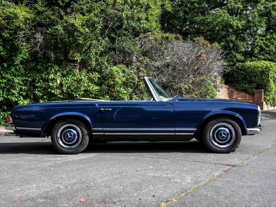 Bild 18/46 von Mercedes-Benz 230 SL (1966)