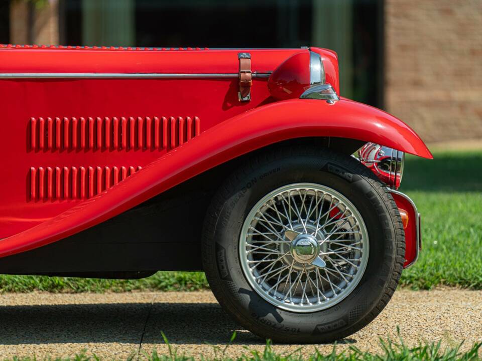 Immagine 36/50 di Burlington Arrow (1963)