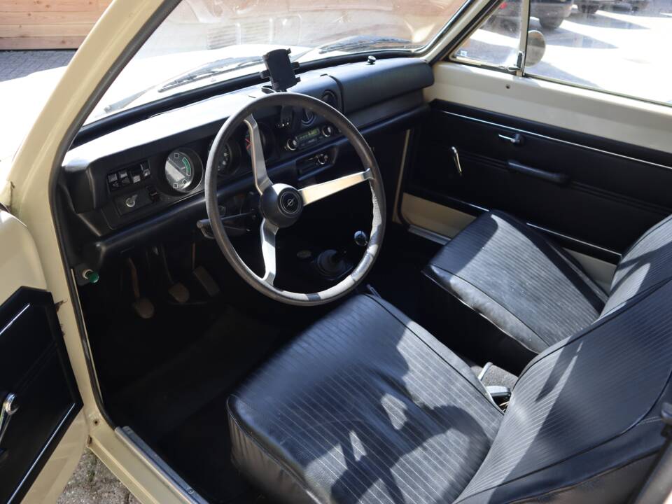 Bild 41/55 von Opel Kadett 1,1 S (1971)