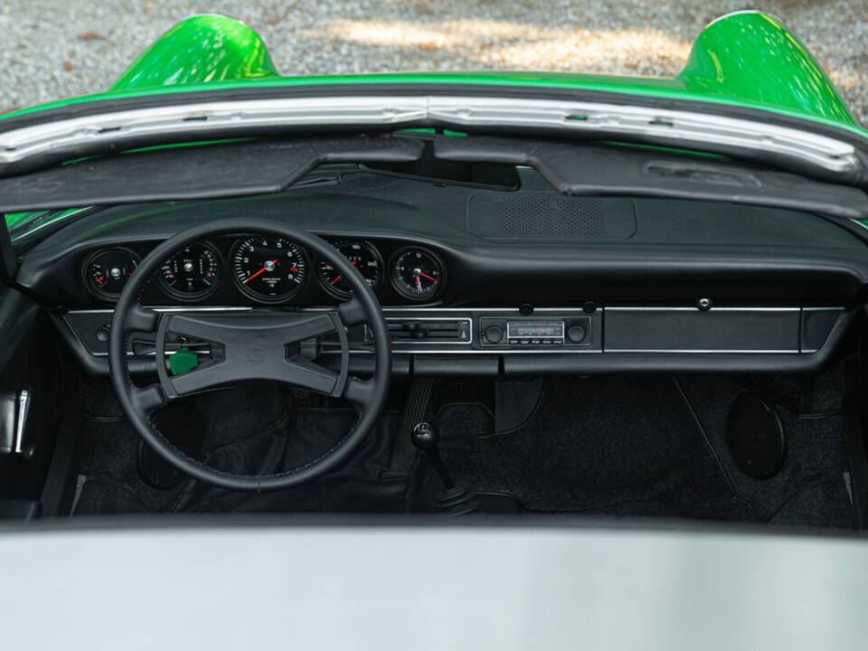 Image 41/50 de Porsche 911 2.4 S (1973)