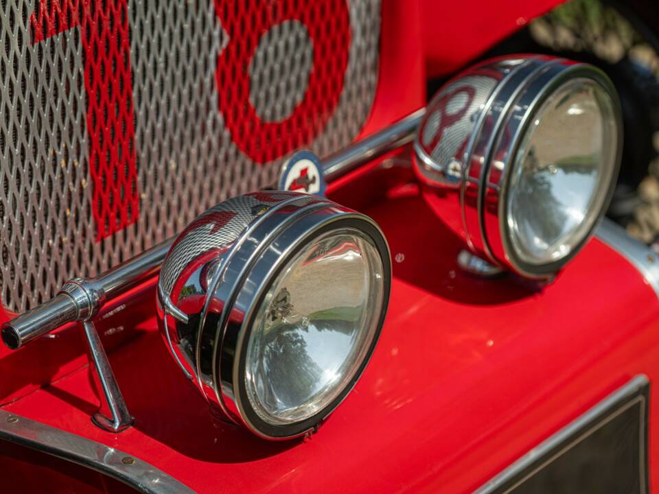 Immagine 37/50 di Burlington Arrow (1963)