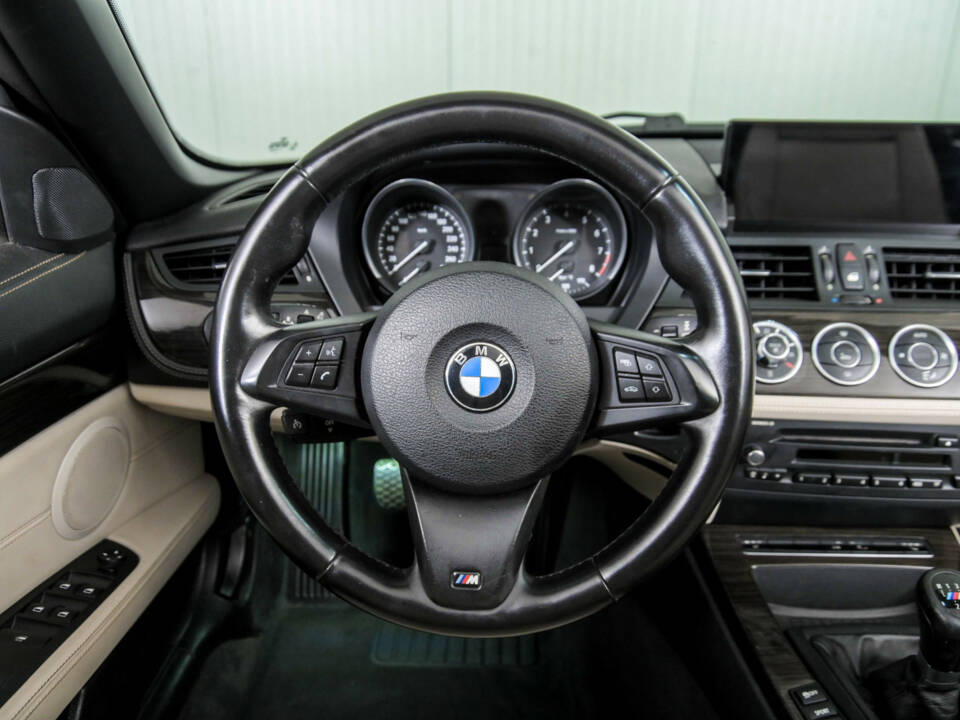 Imagen 8/50 de BMW Z4 sDrive23i (2010)