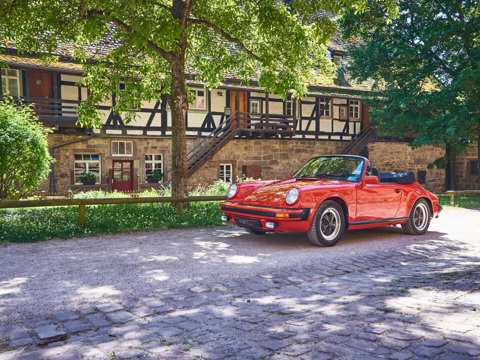 Image 41/44 of Porsche 911 SC 3.0 (1983)