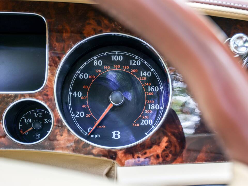 Bild 34/40 von Bentley Continental GTC (2007)