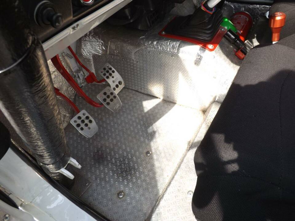 Image 26/50 of Suzuki SJ Samurai (1989)