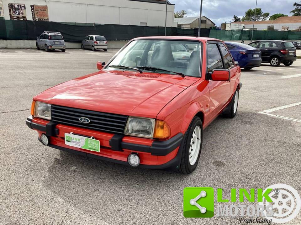 Bild 1/10 von Ford Escort 1.6i (1983)