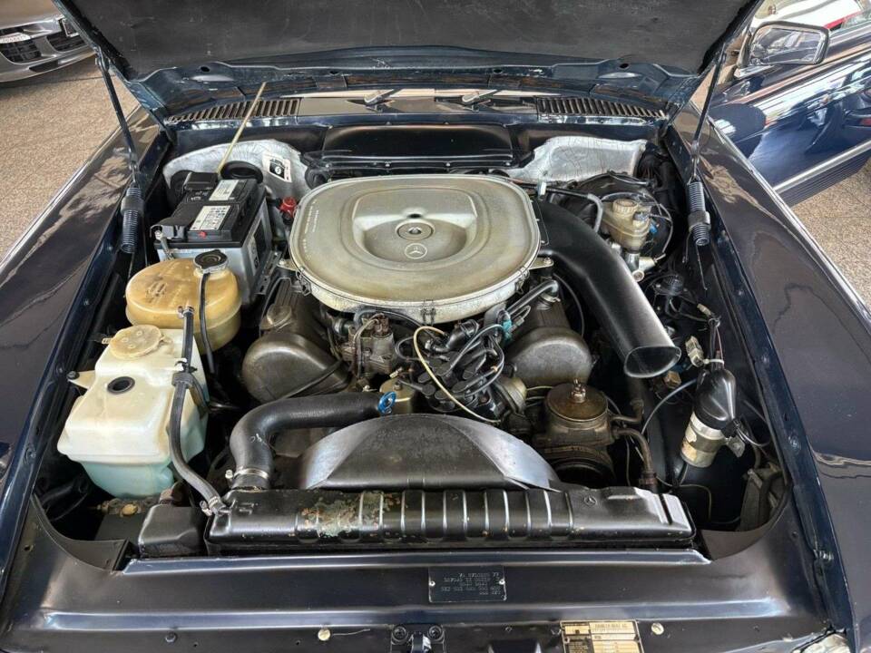 Afbeelding 30/31 van Mercedes-Benz 380 SL (1980)