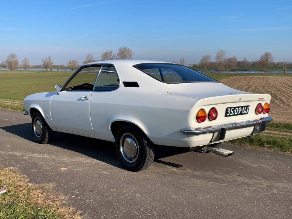Image 6/8 de Opel Manta 1600 S (1972)