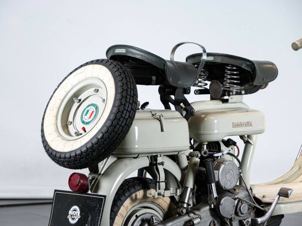 Immagine 25/50 di Innocenti Lambretta 150 D (1956)