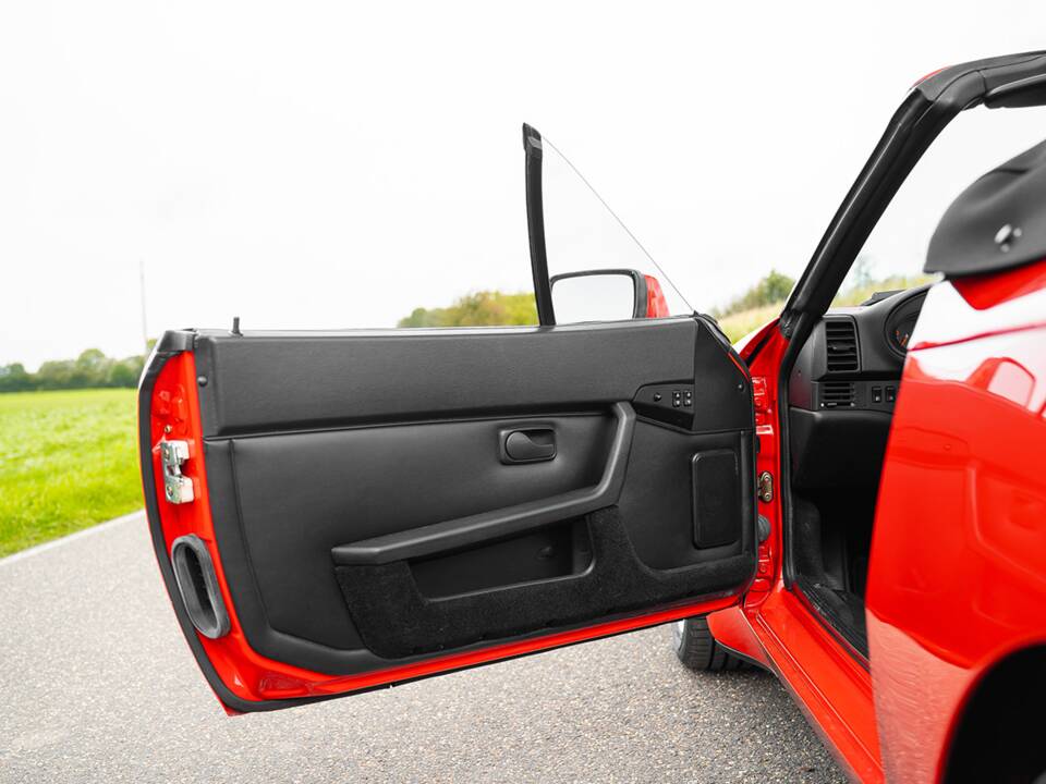 Bild 22/43 von Porsche 944 Turbo (1991)