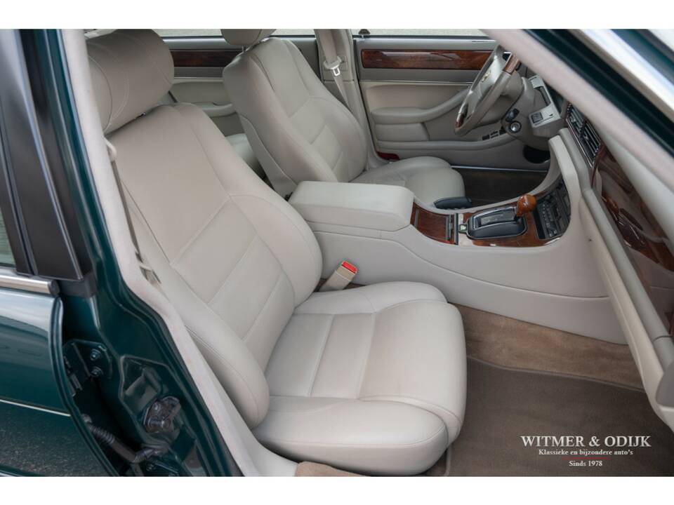 Bild 5/34 von Jaguar XJ6 3.2 Executive (1997)