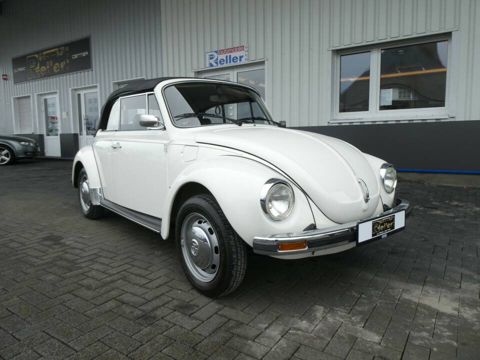 Immagine 1/22 di Volkswagen Käfer 1303 (1979)